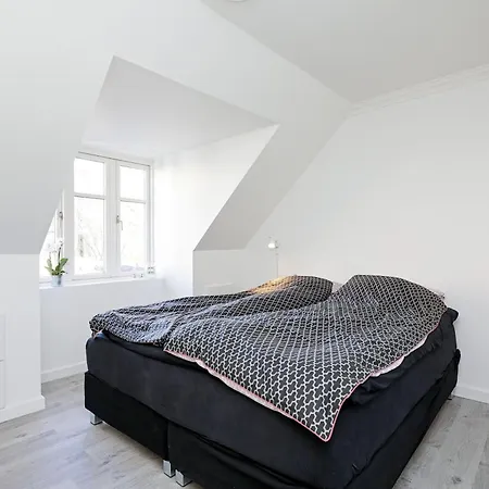 Apartman Cypernsvej 19, 2 - 19a, Basement *