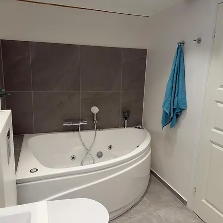 Cypernsvej 19a, Kld *