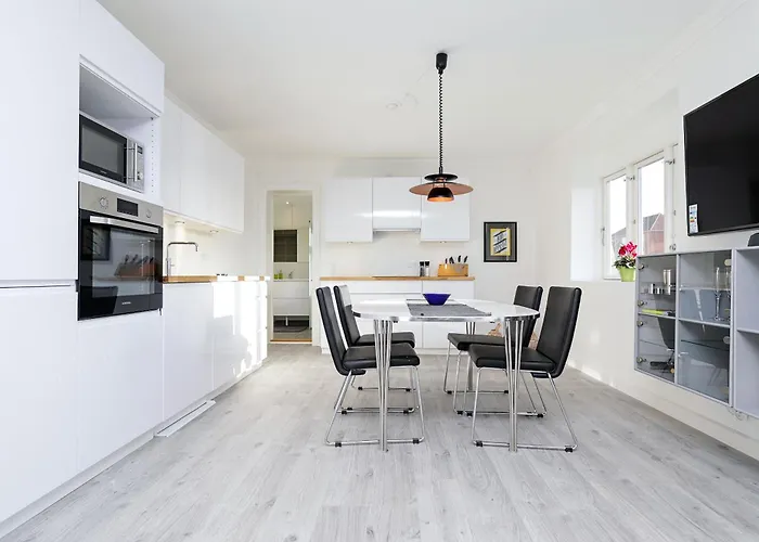 Cypernsvej 19a, Kld Apartment